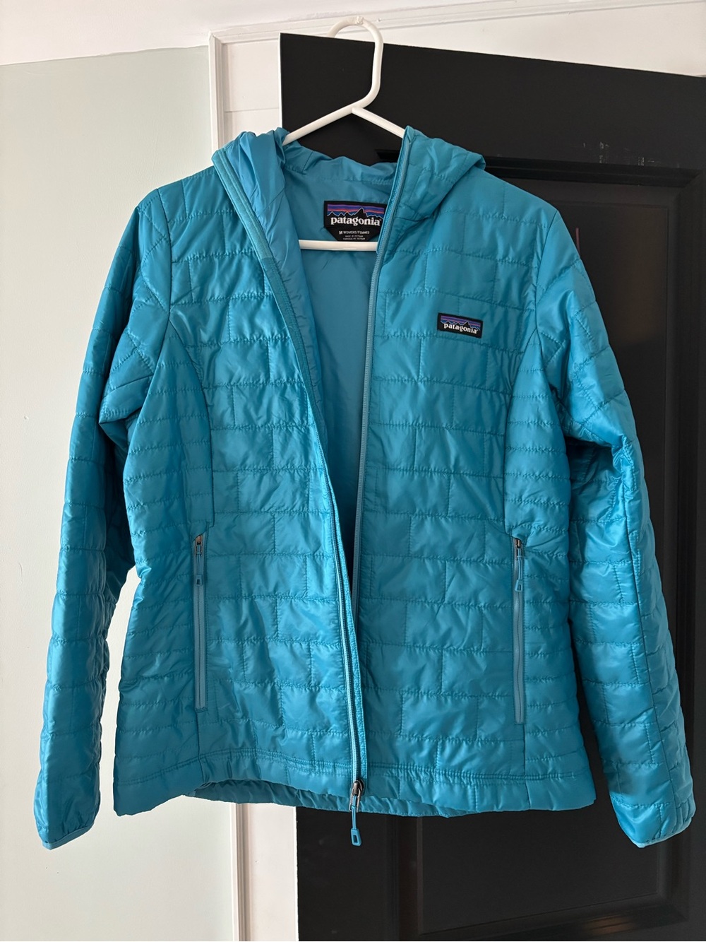 Patagonia Teal Quilted Hooded Lightweight Puffer Jacket